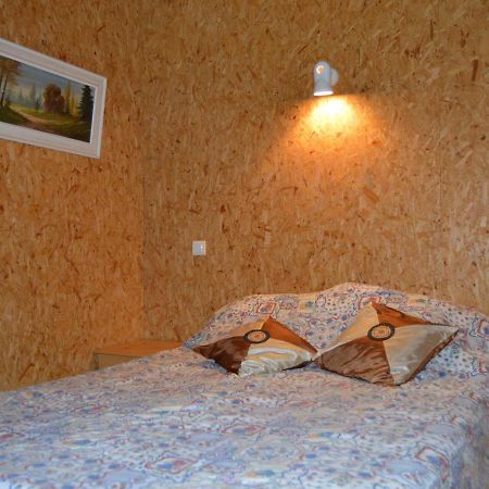 Chalet En Pleine Nature A Orsennes Avec Etang A Proximite, Ideal Pour 6 Personnes Et Animaux Admis - Fr-1-591-170 Eksteriør billede