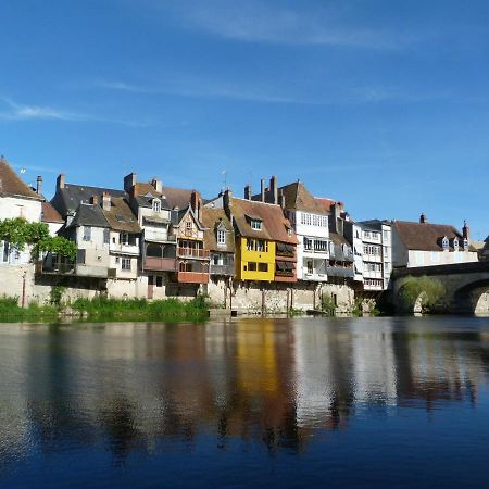 Chalet En Pleine Nature A Orsennes Avec Etang A Proximite, Ideal Pour 6 Personnes Et Animaux Admis - Fr-1-591-170 Eksteriør billede